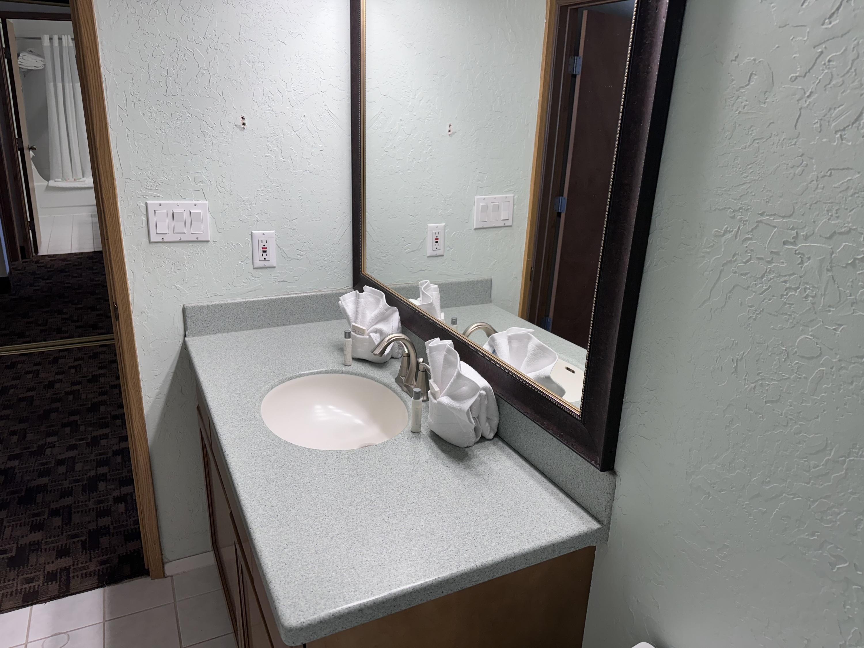 Promenade Inn & Suites Oceanfront ซีไซด์ ภายนอก รูปภาพ