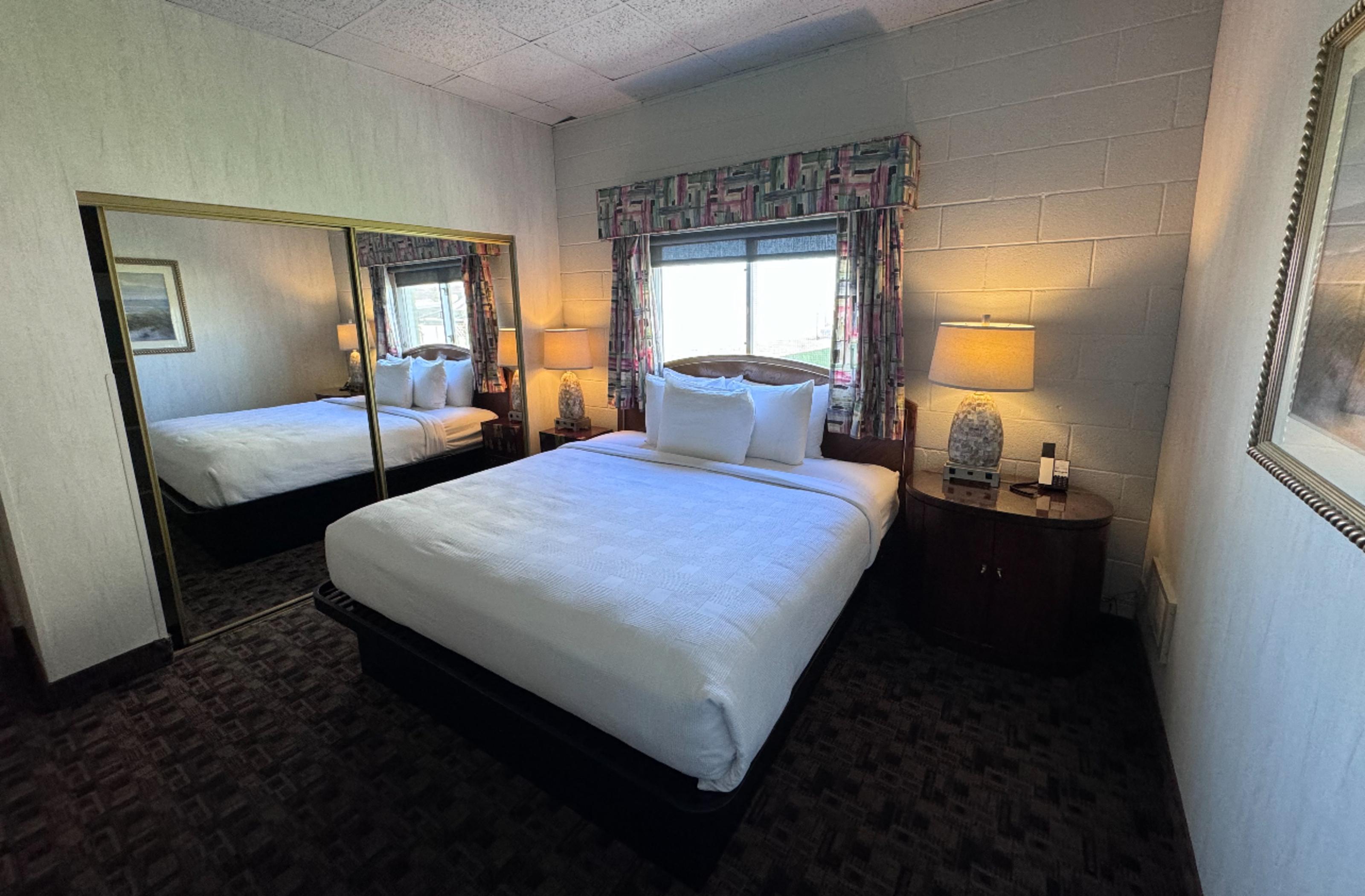 Promenade Inn & Suites Oceanfront ซีไซด์ ภายนอก รูปภาพ