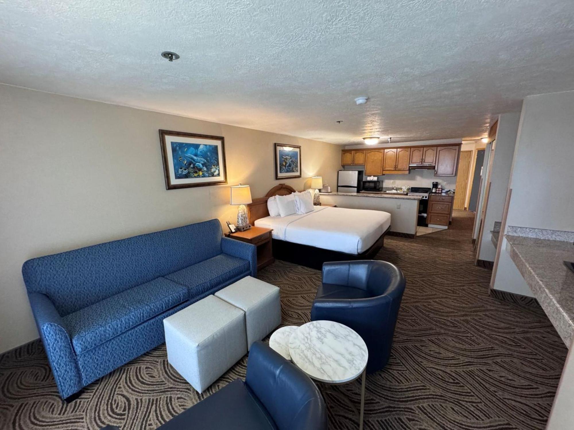 Promenade Inn & Suites Oceanfront ซีไซด์ ภายนอก รูปภาพ