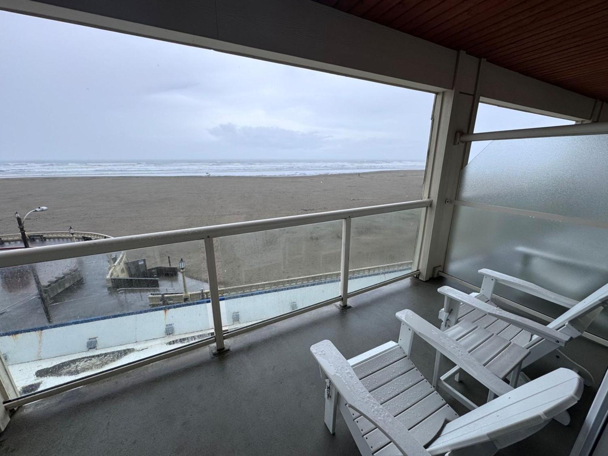 Promenade Inn & Suites Oceanfront ซีไซด์ ภายนอก รูปภาพ