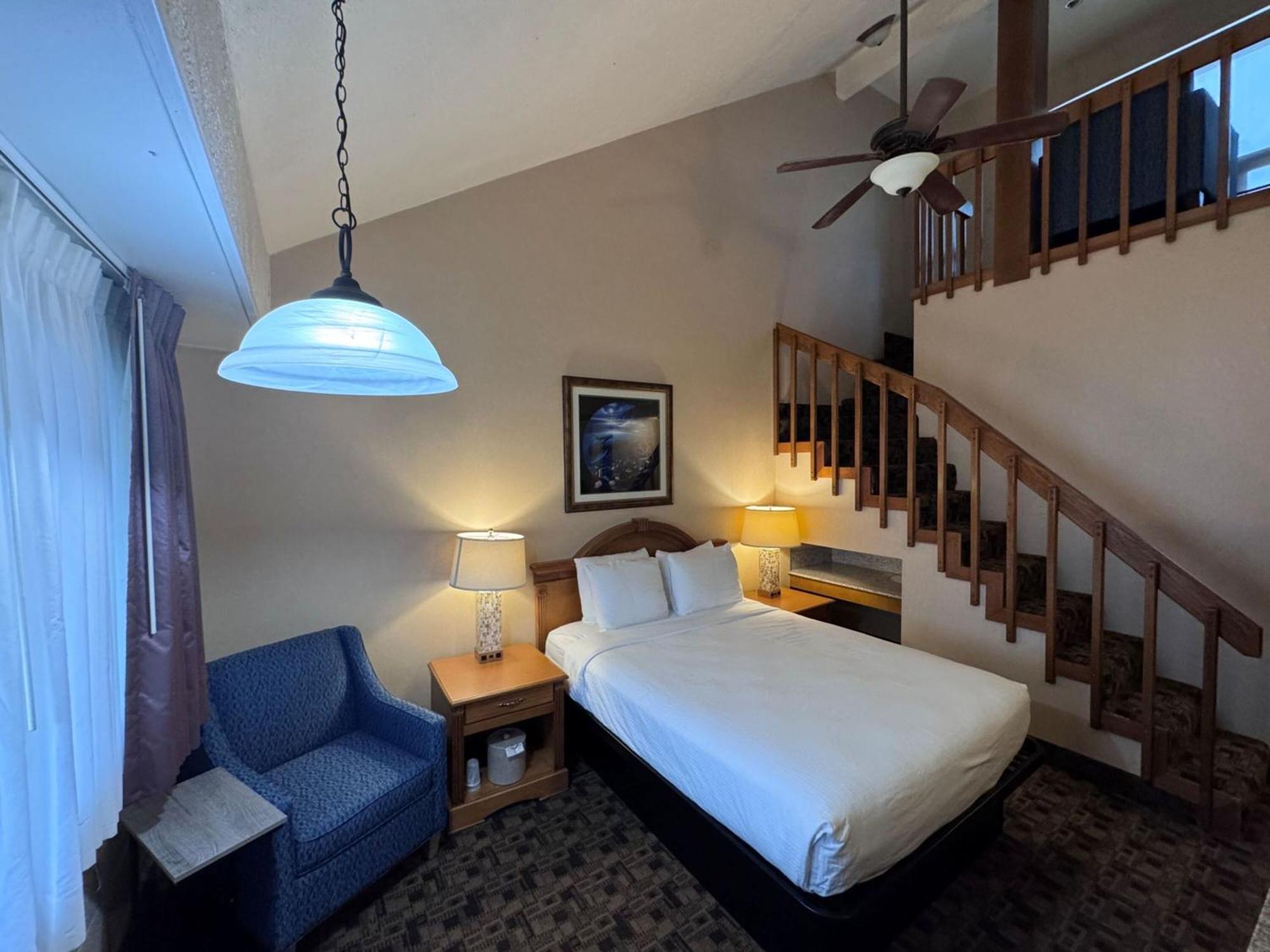 Promenade Inn & Suites Oceanfront ซีไซด์ ภายนอก รูปภาพ