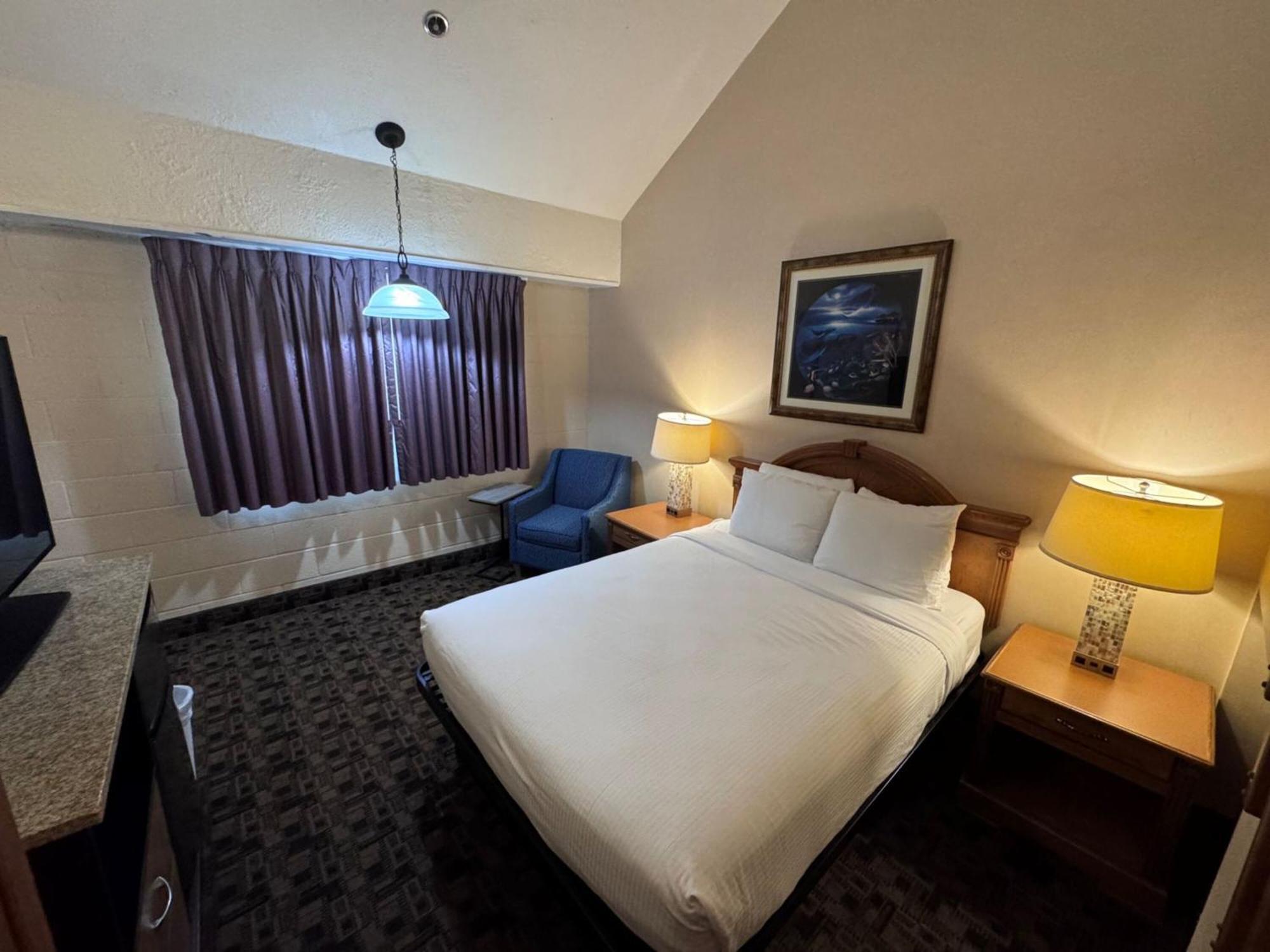 Promenade Inn & Suites Oceanfront ซีไซด์ ภายนอก รูปภาพ